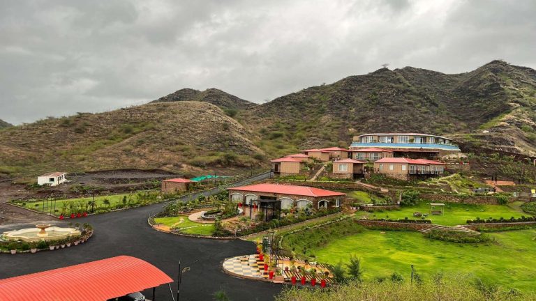 Forever Swarnagarh Nature Retreat Spa 18 room page 0008 768x432