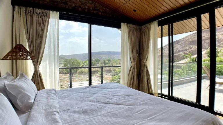 Forever whisepring lake villa page 0022 768x432